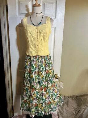 New Wms Old Navy Buttercup Linen Cotton Blend Sweetheart Crop Button Vest Top M